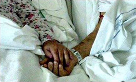 ΦΩΤΟ-Έζησαν μαζί 66 χρόνια και πέθαναν με διαφορά 40 λεπτών