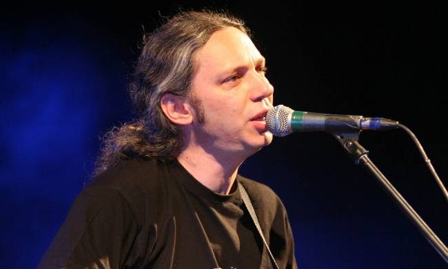 ΦΩΤΟ-Ο Αλκίνοος Ιωαννίδης έκοψε τα μαλλιά του