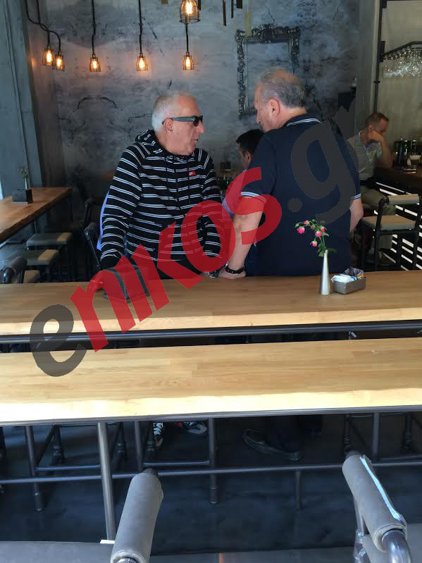 ΦΩΤΟ-Ο καφές του Νικήτα με τον Σκανδαλίδη