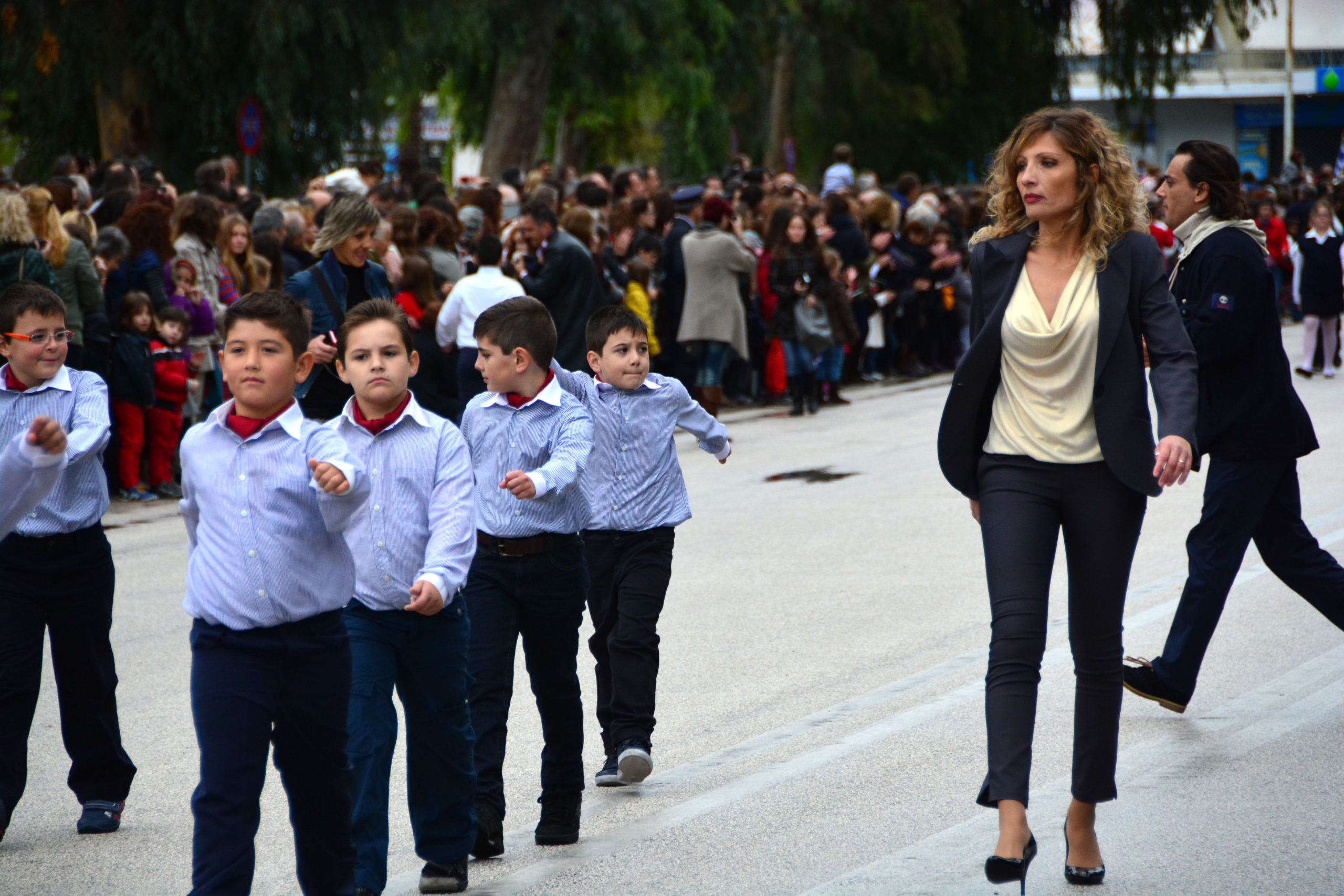 ΦΩΤΟ-Ο σκύλος που παρέλασε στο Ναύπλιο