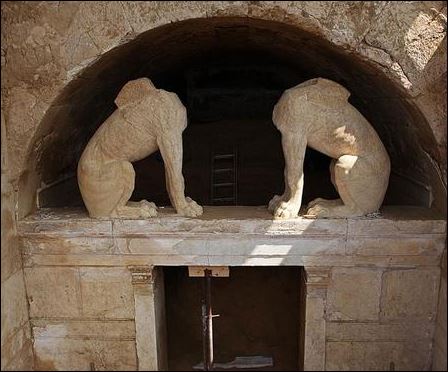 Αμφίπολη-Οι Σφίγγες αποκτούν τα χαμένα τους φτερά