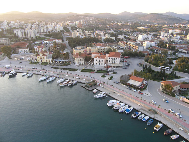 Βυθίστηκαν δύο σκάφη στο Λαύριο