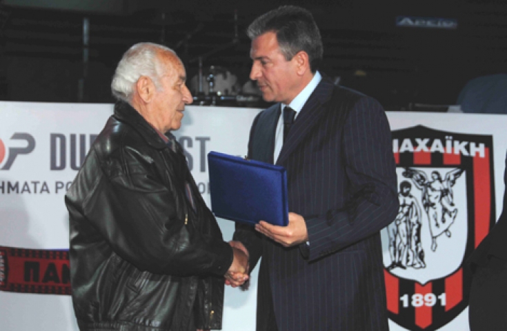 Πέθανε ο “δάσκαλος” Σπύρος Βουλγαράκης