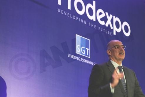 Δένδιας: Οδικό χάρτη για τα ακίνητα ετοιμάζει ο ΟΟΣΑ