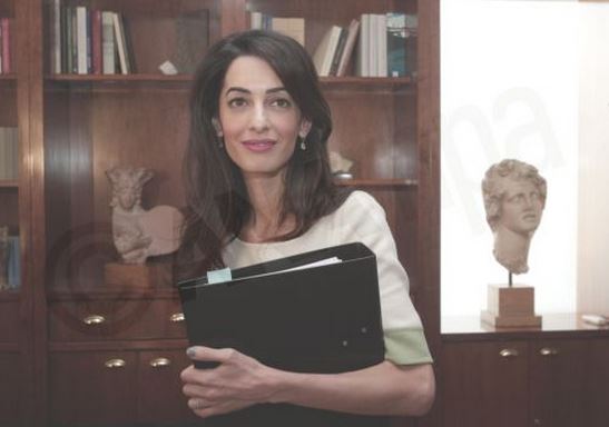 Στον πρωθυπουργό η Αμάλ Αλαμουντίν