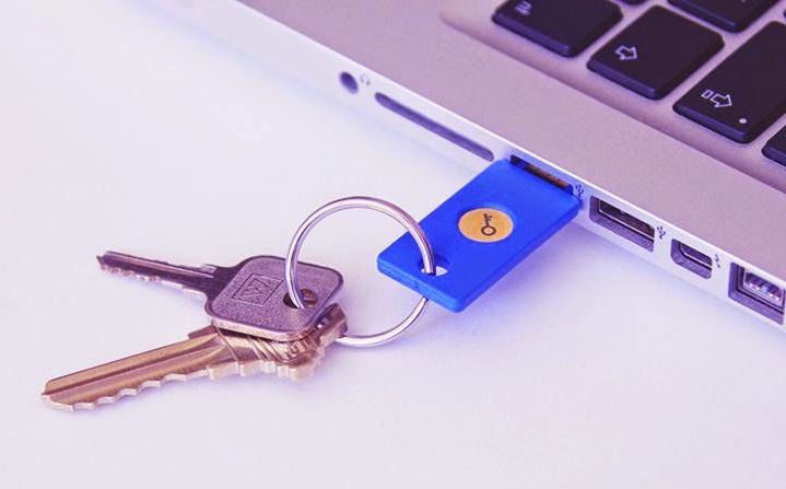 Νέα μέθοδος για ασφαλείς συνδέσεις μέσω USB