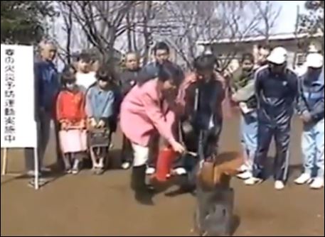 ΒΙΝΤΕΟ-Εσείς ξέρετε να χρησιμοποιείτε πυροσβεστήρα;