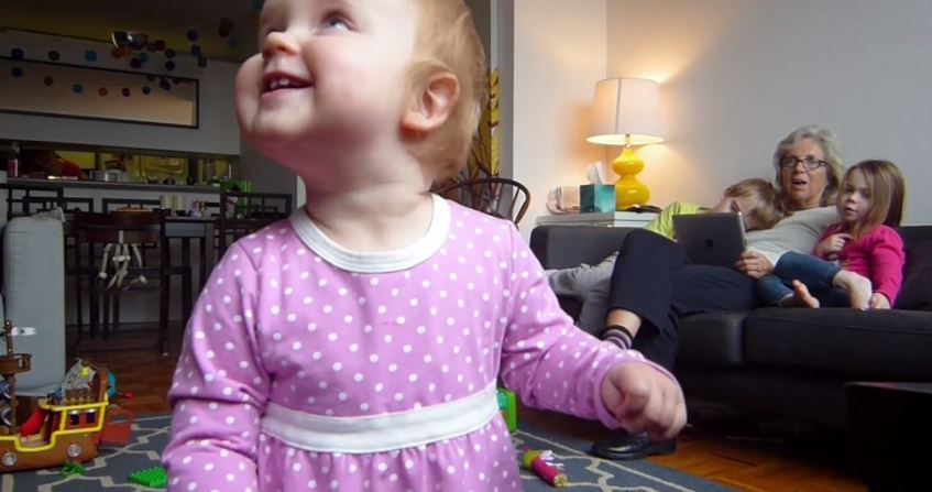 ΒΙΝΤΕΟ-Έμαθε να… περπατά