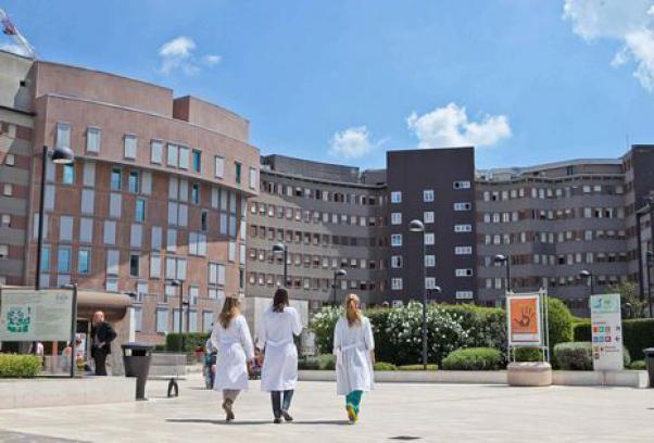 Κρατούν στη ζωή έγκυο κλινικά νεκρή για να γεννηθεί το μωρό