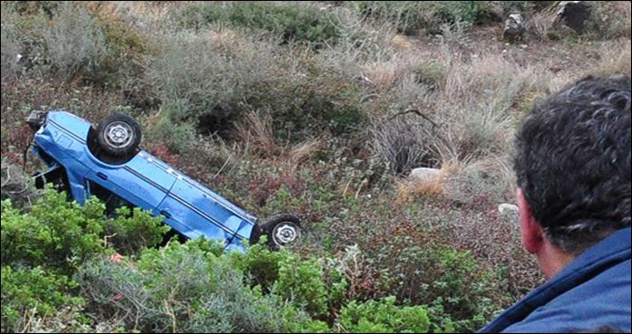 “Άγιο” είχαν δύο γυναίκες μετά από βουτιά σε χαράδρα