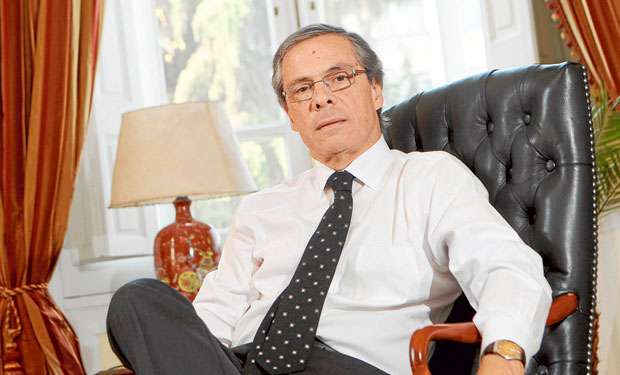 “Να επιστραφούν τα γλυπτά του Παρθενώνα”