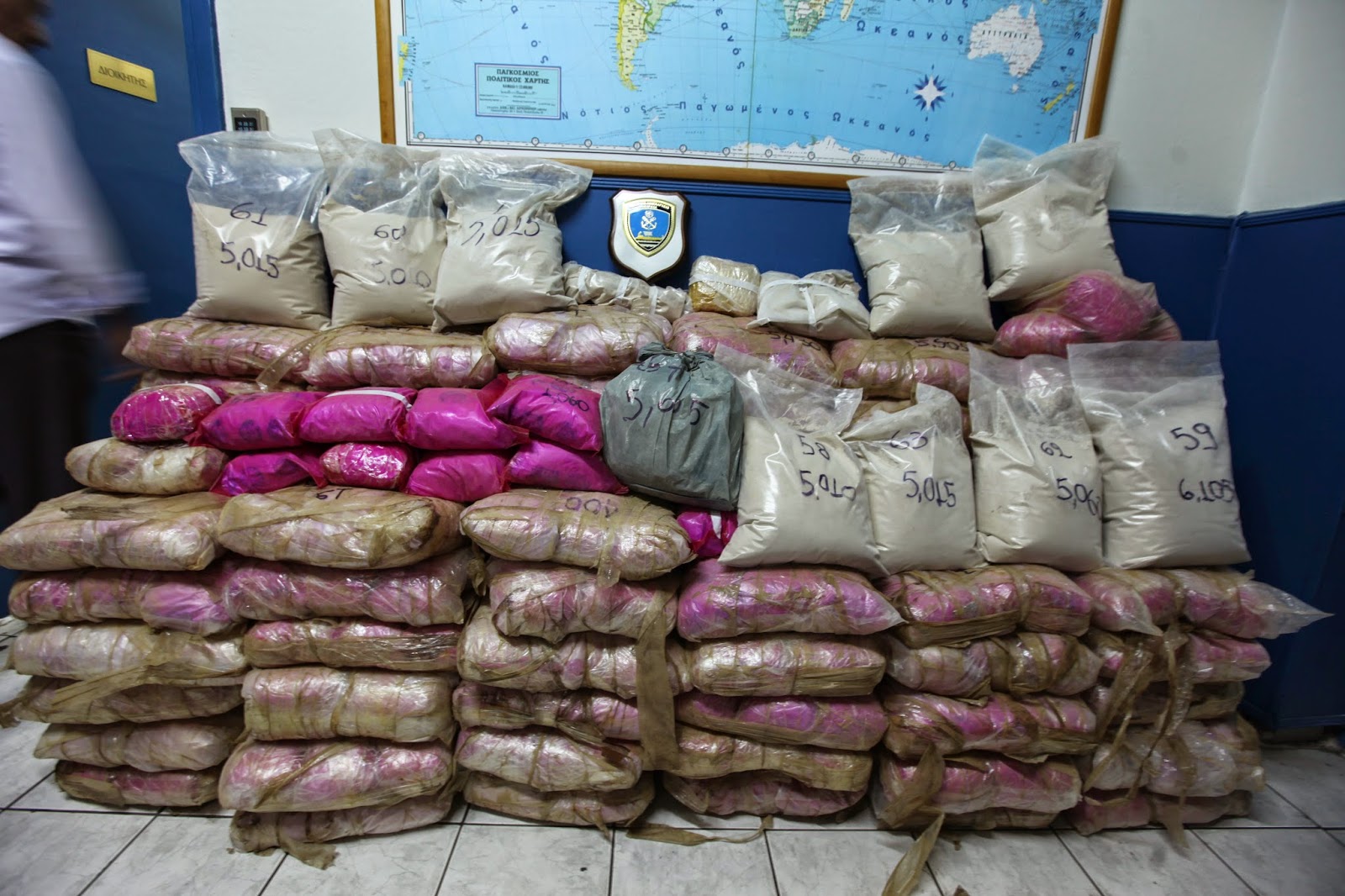 ΒΙΝΤΕΟ-Καταστράφηκαν οι 2 τόνοι ηρωίνης του καρτέλ της Φιλοθέης