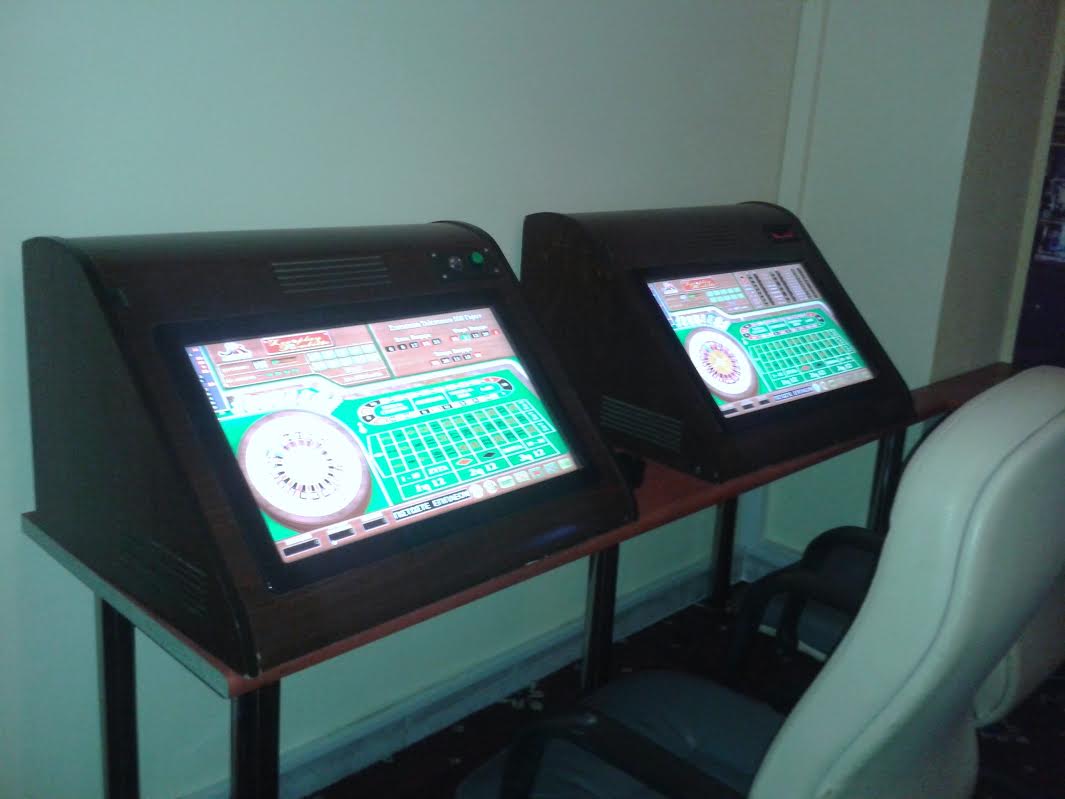 ΦΩΤΟ-Παράνομο καζίνο στην Αργυρούπολη