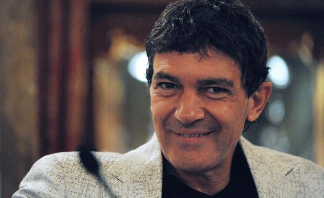 ΦΩΤΟ-Ο Μπαντέρας ξανάνιωσε…