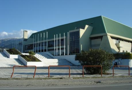 ΦΩΤΟ- Σε μαύρα χάλια το γήπεδο που θα παίξει η Εθνική Ομάδα Χάντμπολ