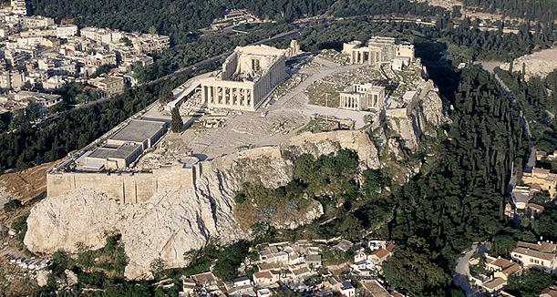 Ακρόπολη-Λύση στο πρόβλημα της πτώσης βράχων