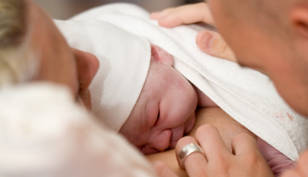 Κρίση και στις γεννήσεις