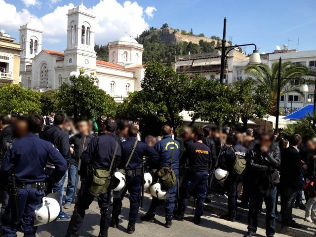 Χωρίς κάγκελα η παρέλαση στη Λαμία