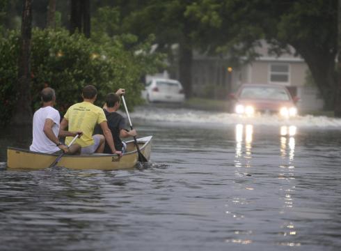Περιμένουν πλημμύρες και κατολισθήσεις στο Μεξικό