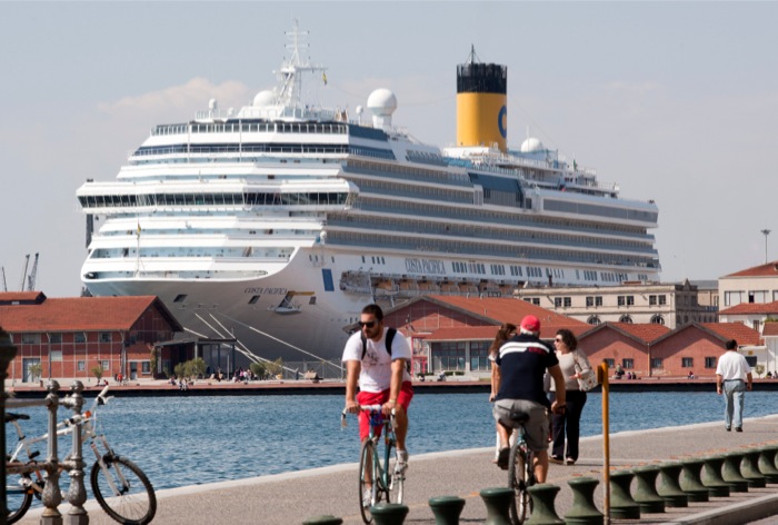 Τρία ακόμη κρουαζιερόπλοια δένουν στο λιμάνι της Θεσσαλονίκης