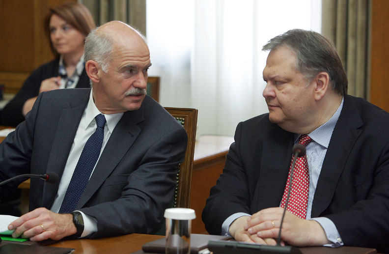 Ο Παπανδρέου άφησε το ΠΑΣΟΚ εκτός Σοσιαλιστικής Διεθνούς