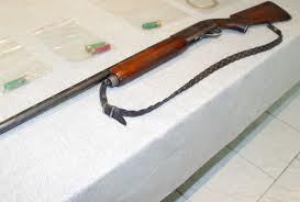 Έμπορος απείλησε με καραμπίνα δικαστική επιμελήτρια