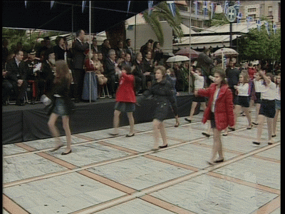 ΒΙΝΤΕΟ-Με βροχή η παρέλαση στη Λαμία