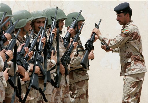 Ισπανοί θα εκπαιδεύσουν ιρακινά στρατεύματα