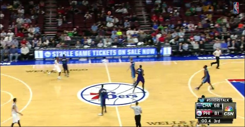 ΒΙΝΤΕΟ-Έβαλε καλάθι από το… σπίτι του