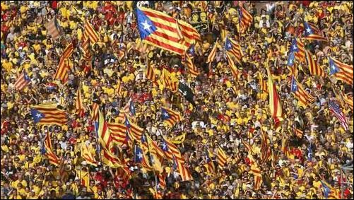 Βαρκελώνη-Περισσότεροι από 100.000 διαδηλωτές απαίτησαν πρόωρες εκλογές