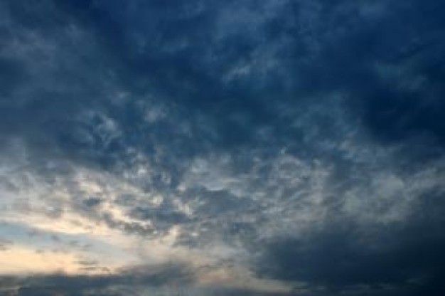 ΦΩΤΟ-Εντυπωσιακοί υδροστρόβιλοι στον Άγιο Ανδρέα