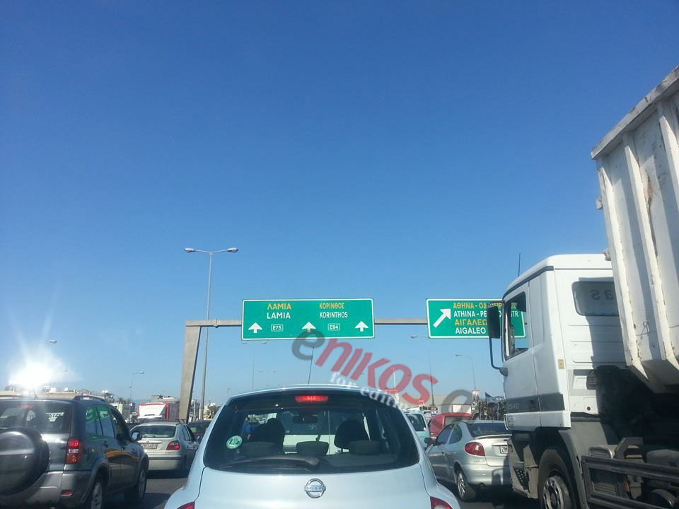 ΤΩΡΑ-ΦΩΤΟ-Κυκλοφοριακό χάος στον Κηφισό