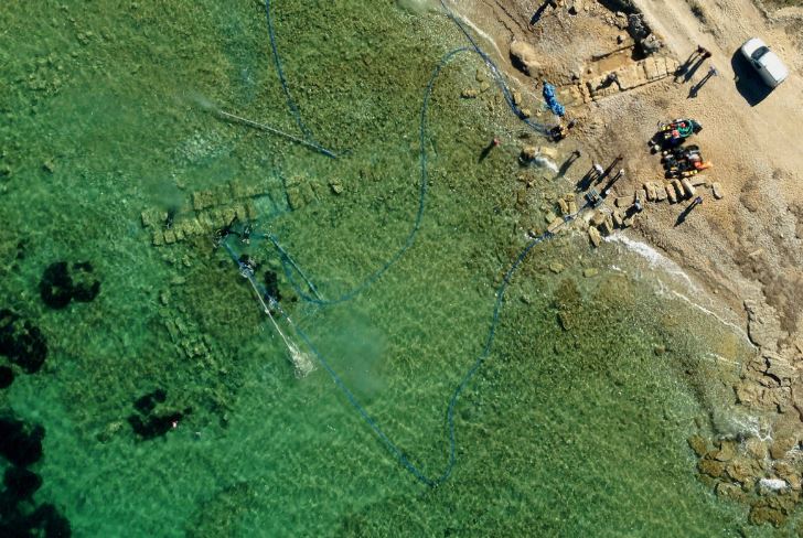 ΦΩΤΟ-Σημαντικά αρχαιολογικά ευρήματα στο Λέχαιο