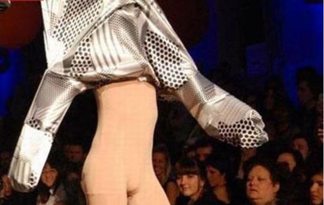 ΦΩΤΟ-Ποιος είπε ότι το μόντελινγκ είναι εύκολο;