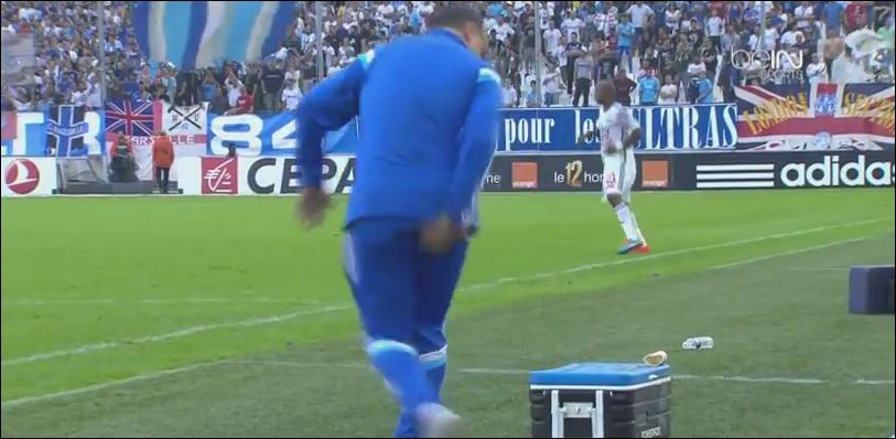 ΒΙΝΤΕΟ-Ατύχημα με τον… καφέ ο Μπιέλσα