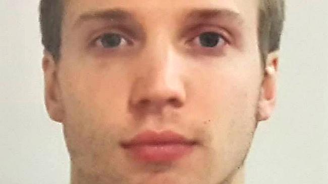 ΦΩΤΟ-Μαγείρεψε τη φίλη του και αυτοκτόνησε