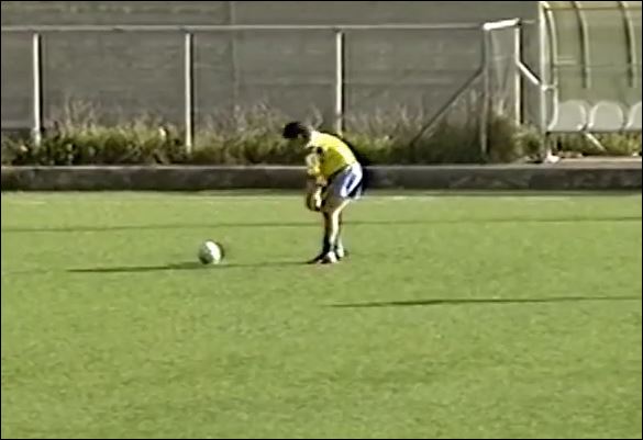 ΒΙΝΤΕΟ-Ο Μανωλάς σε ηλικία 16 ετών