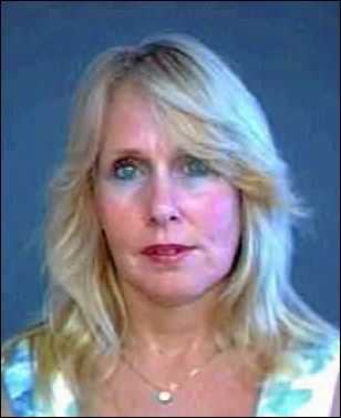 ΦΩΤΟ-Αθώα πέρασε 17 χρόνια στη φυλακή