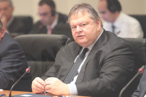 Για κοινωνική και πολιτική συμφωνία μίλησε ο Βενιζέλος