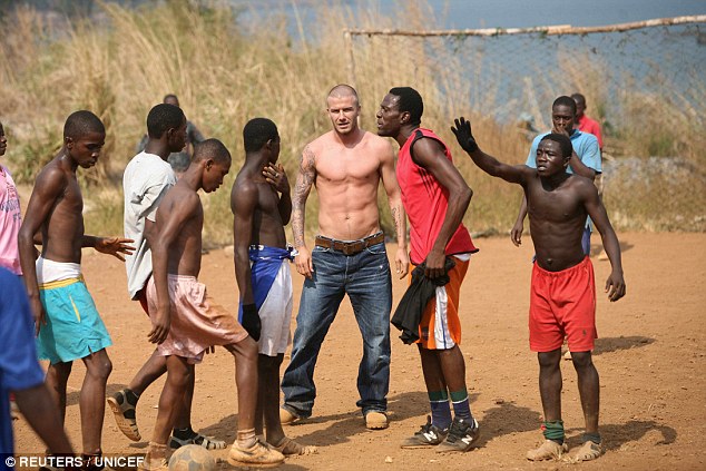 O Μπέκαμ στη μάχη κατά του ‘Εμπολα