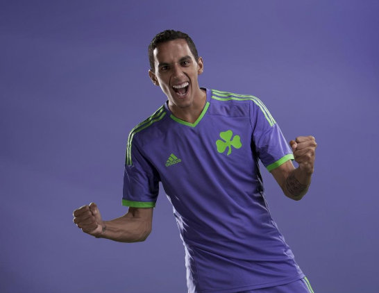 ΦΩΤΟ-Με τα μωβ ο Παναθηναϊκός στην Ολλανδία