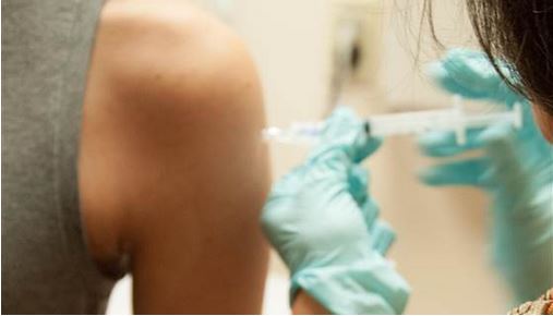 Το πρώτο εμβόλιο κατά του Έμπολα λειτουργεί