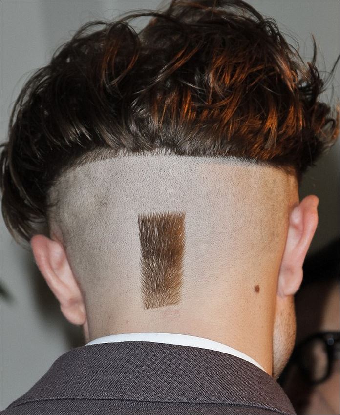 ΦΩΤΟ-Ποιος ηθοποιός ξύρισε έτσι το κεφάλι του