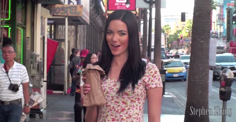 ΒΙΝΤΕΟ-Πώς αντιδρούν οι άνδρες όταν βλέπουν μια μεθυσμένη