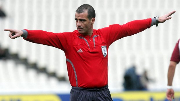 «Για ένα χιλιοστό γλίτωσε το μοιραίο η διαιτητής»