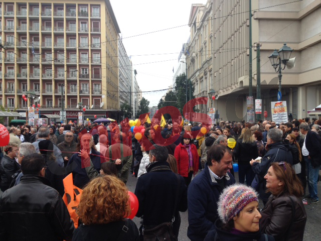ΒΙΝΤΕΟ-ΦΩΤΟ-Η Ελλάδα σε απεργιακό κλοιό-Κινητοποιήσεις σε όλη τη χώρα