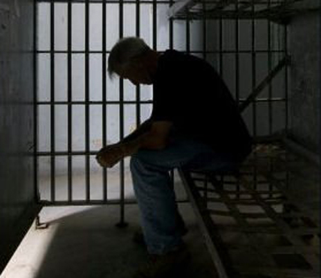 Τέσσερα χρόνια φυλάκιση σε υπάλληλο της νομαρχίας Αχαΐας