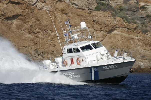 Γεμάτα με γυναικόπαιδα τα αμπάρια του “baris”