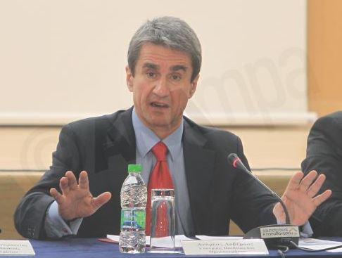 Αρνητικοί οι πρυτάνεις και οι πρόεδροι των ΤΕΙ στην πρόταση Λοβέρδου