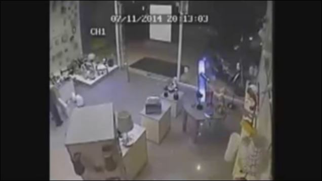 Νέο βίντεο ντοκουμέντο από τη στιγμή του σεισμού στο Αίγιο